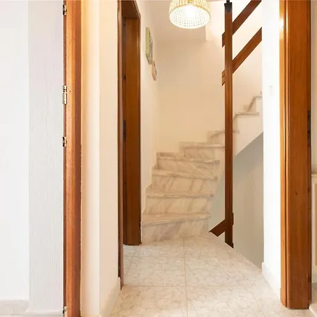 Spacious Seafront Villa, Ideal For Secluded Relaxation * Agia Paraskevi (Kassandra)