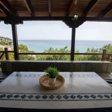 Spacious Seafront Villa, Ideal For Secluded Relaxation * Agia Paraskevi (Kassandra)
